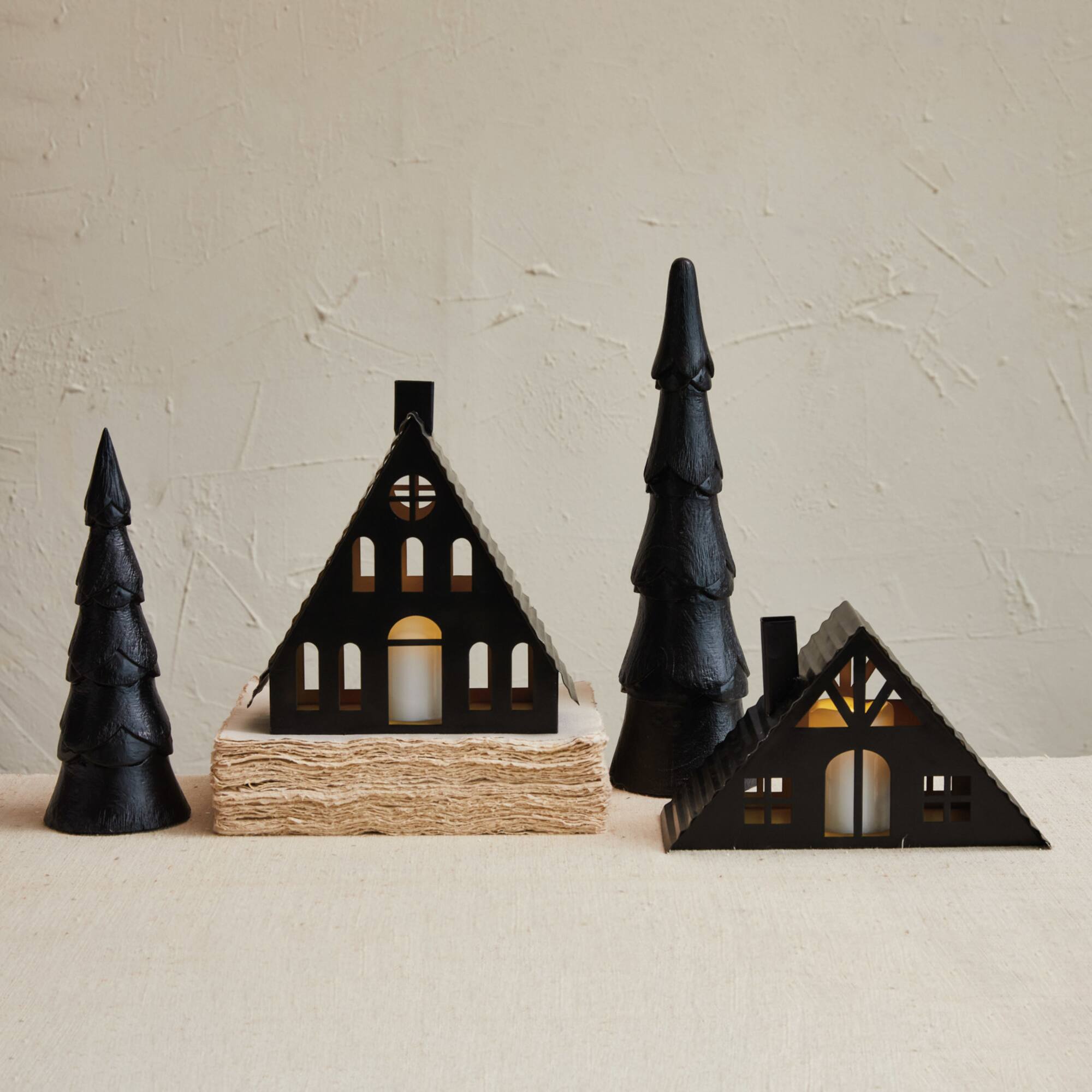 Hello Honey® 10" Black Mango Wood Christmas Tree